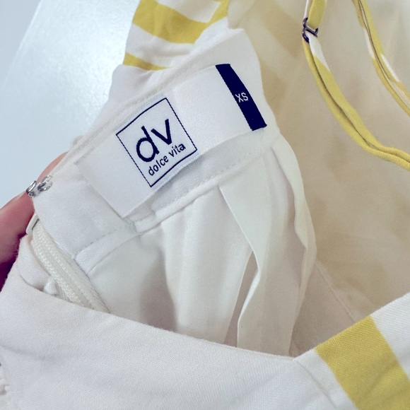 GUC Women’s Dolce Vita Mini Dress in great condition size XS - Picture 3 of 3